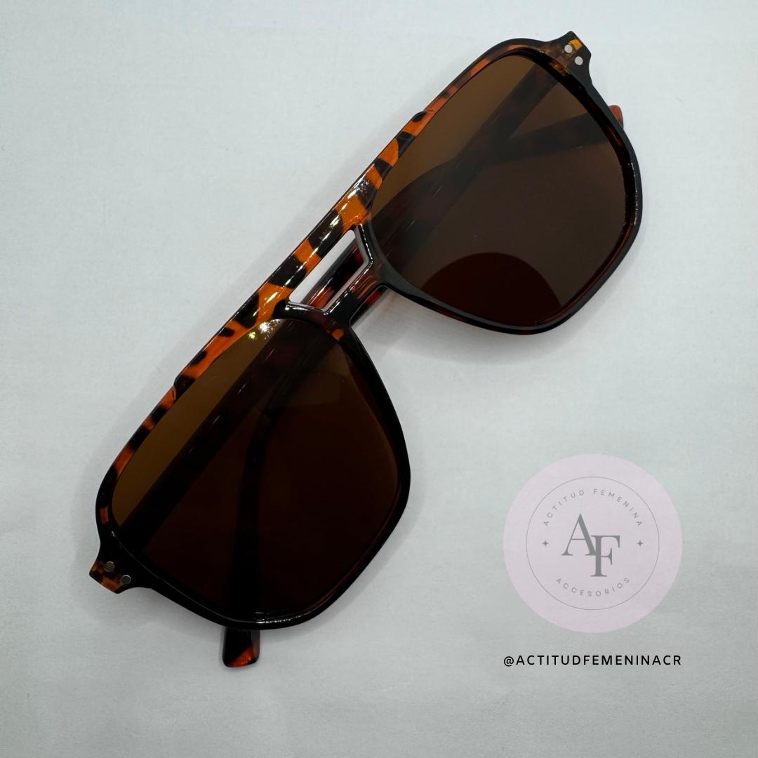 Lentes (Disponible en tres colores)