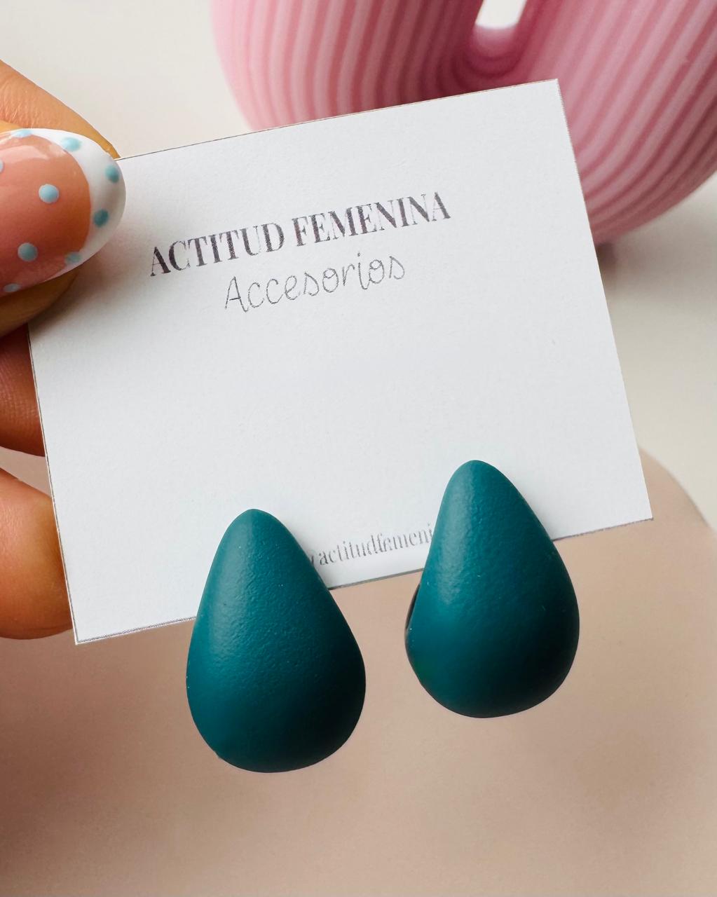 Aretes gota varios tonos