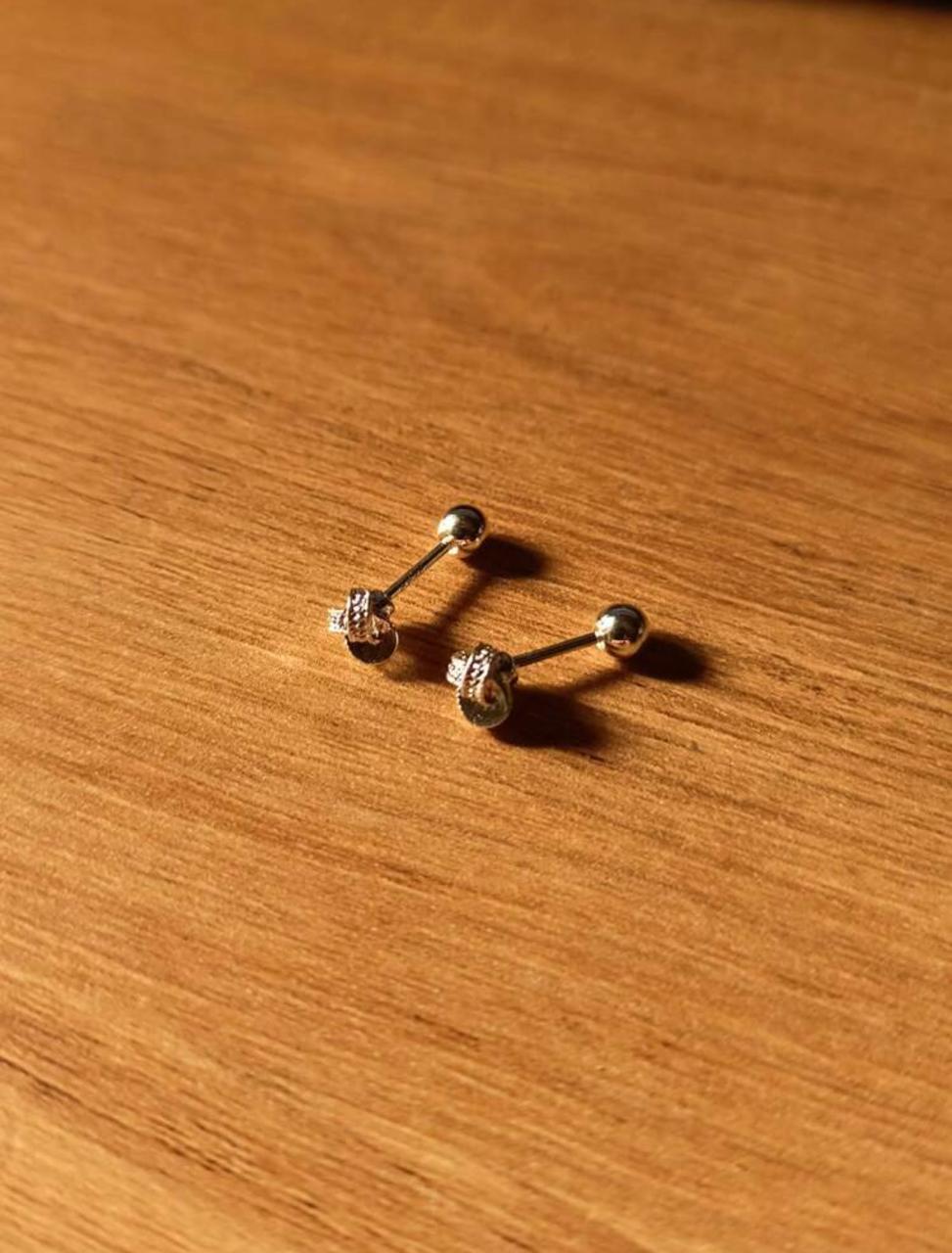Aretes