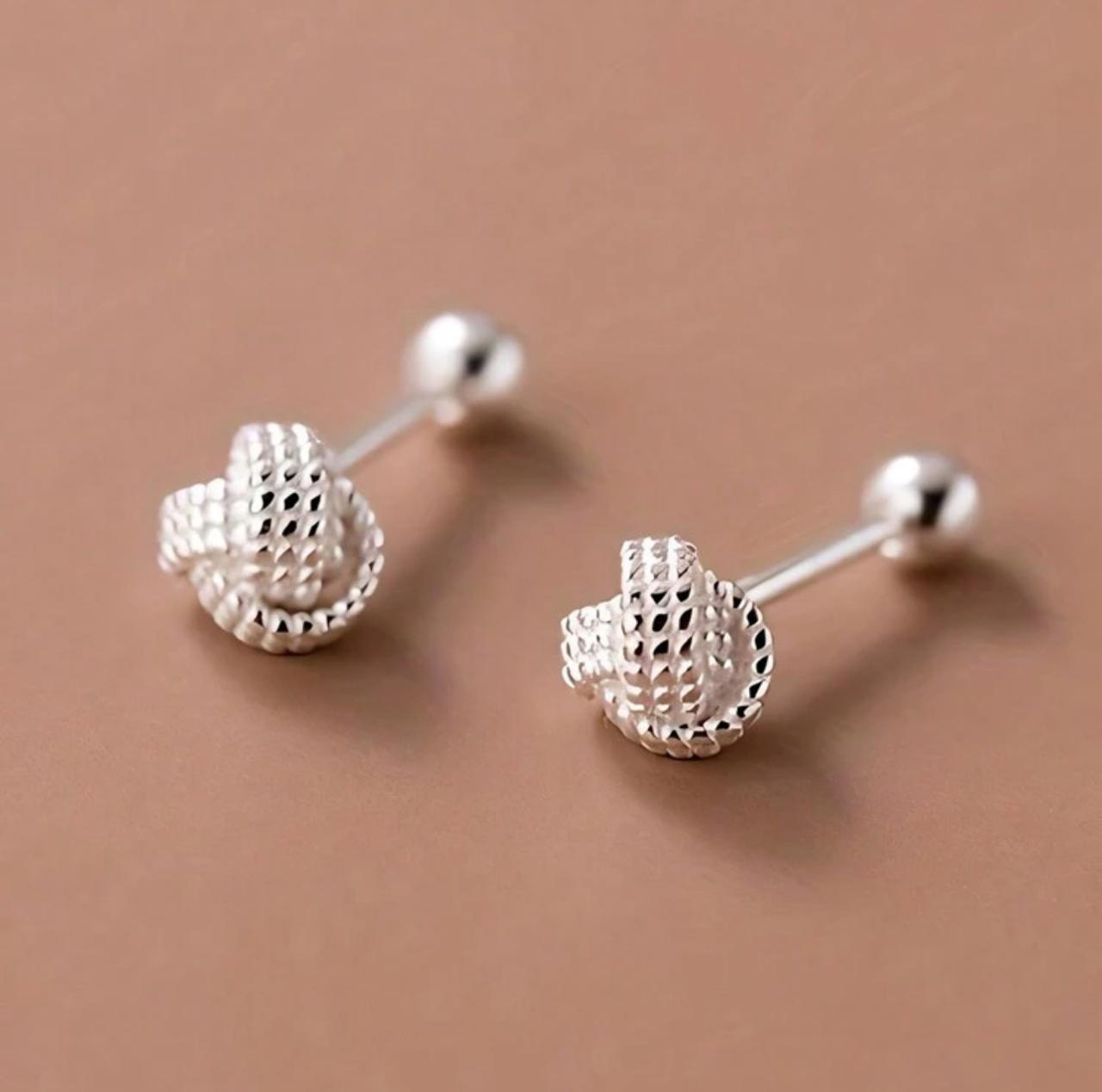 Aretes