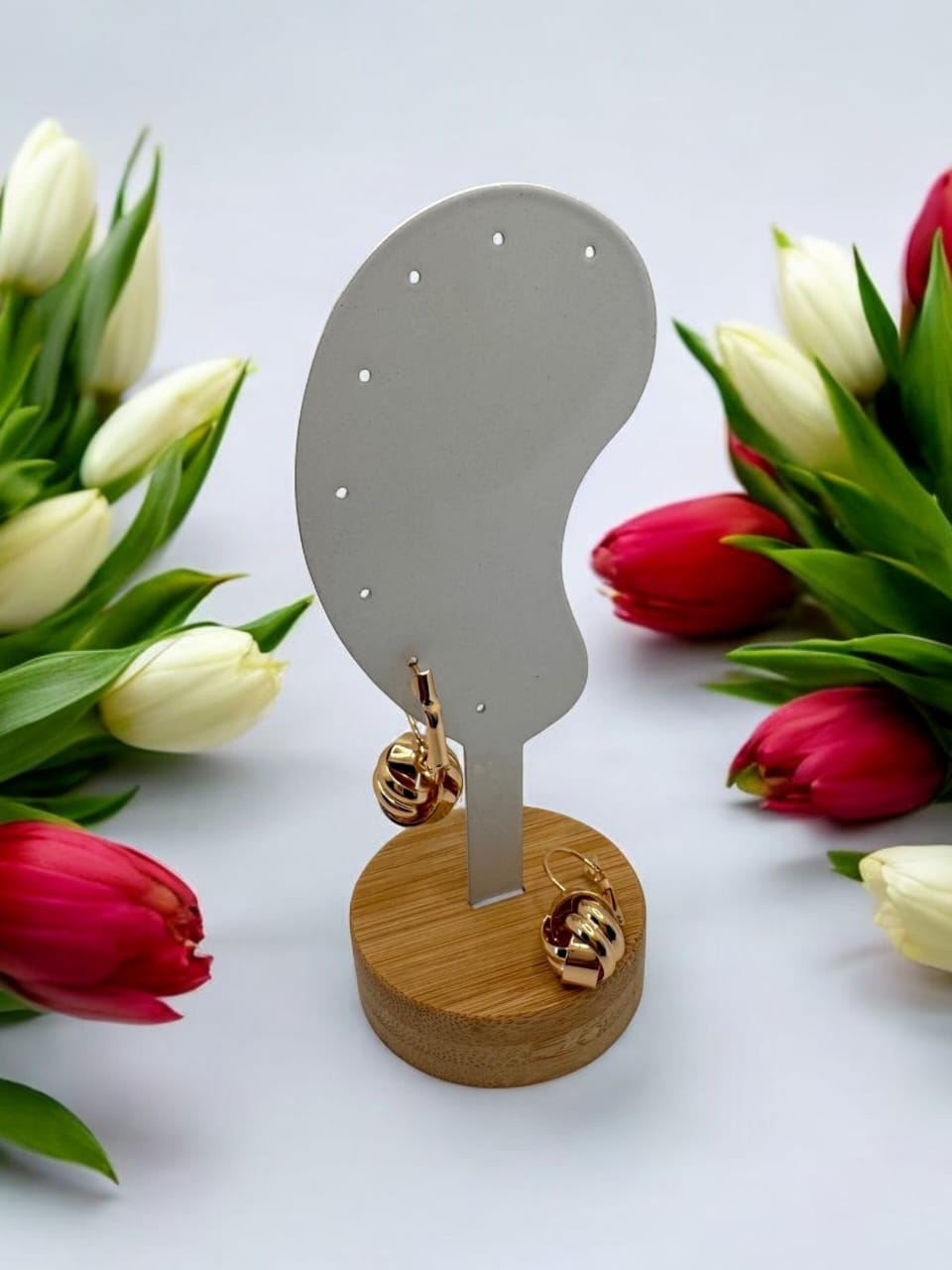 Aretes