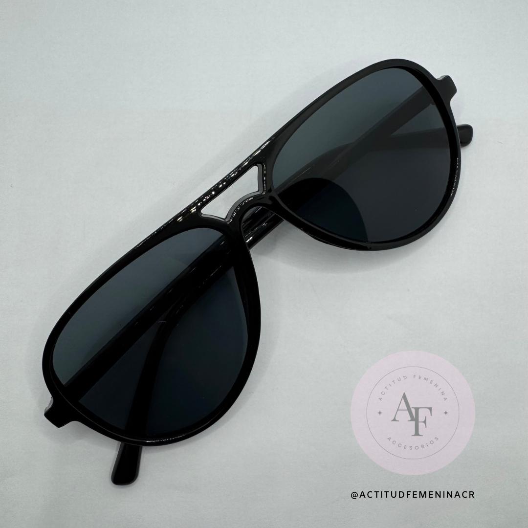 Lentes (Disponible en cuatro colores)