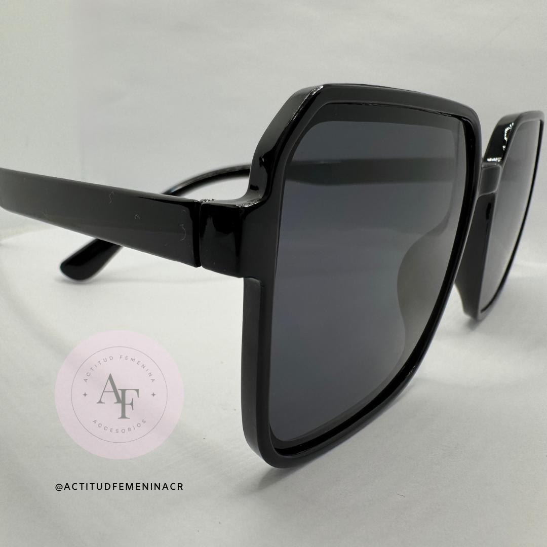 Lentes (Disponible en tres colores)