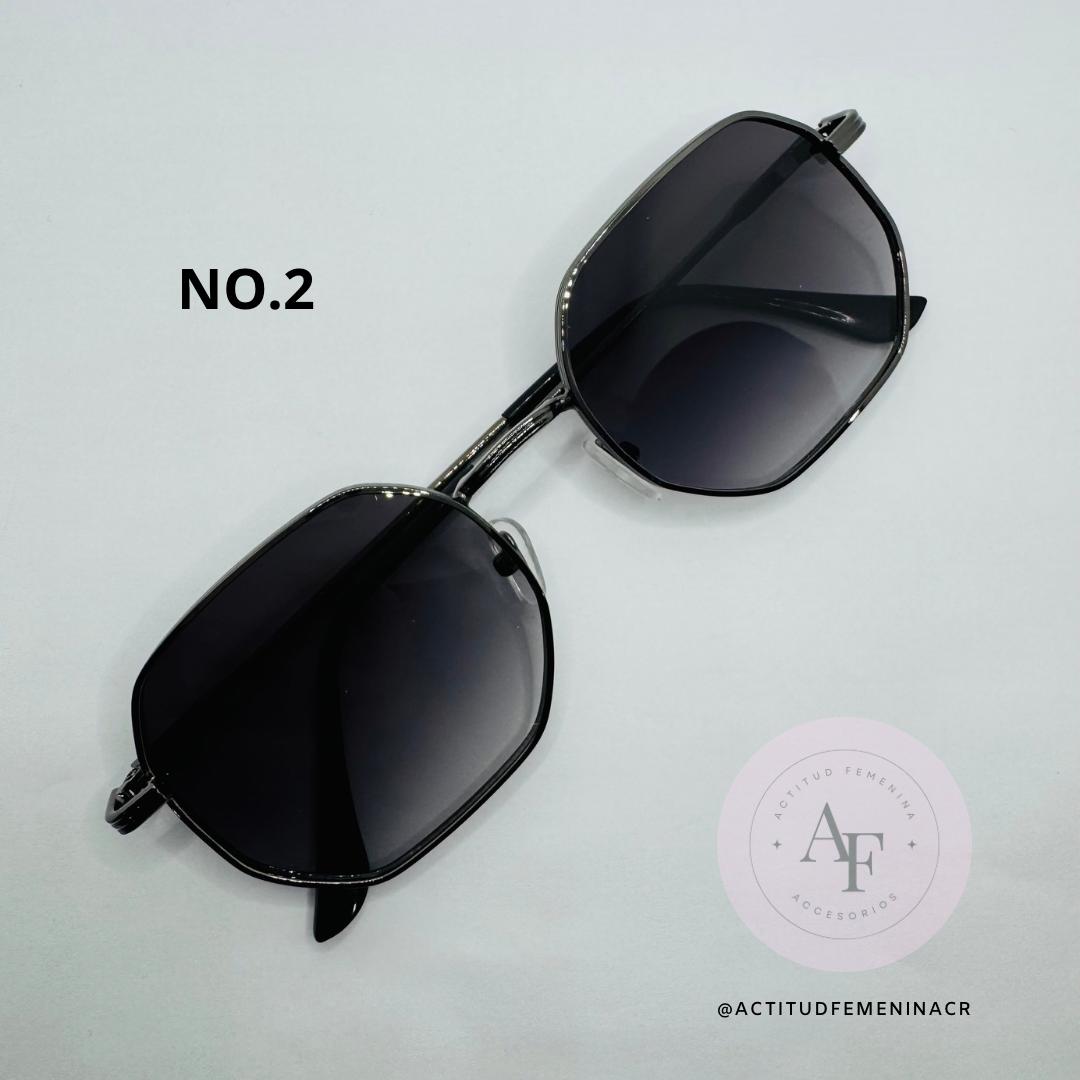 Lentes (Disponible en cinco colores)