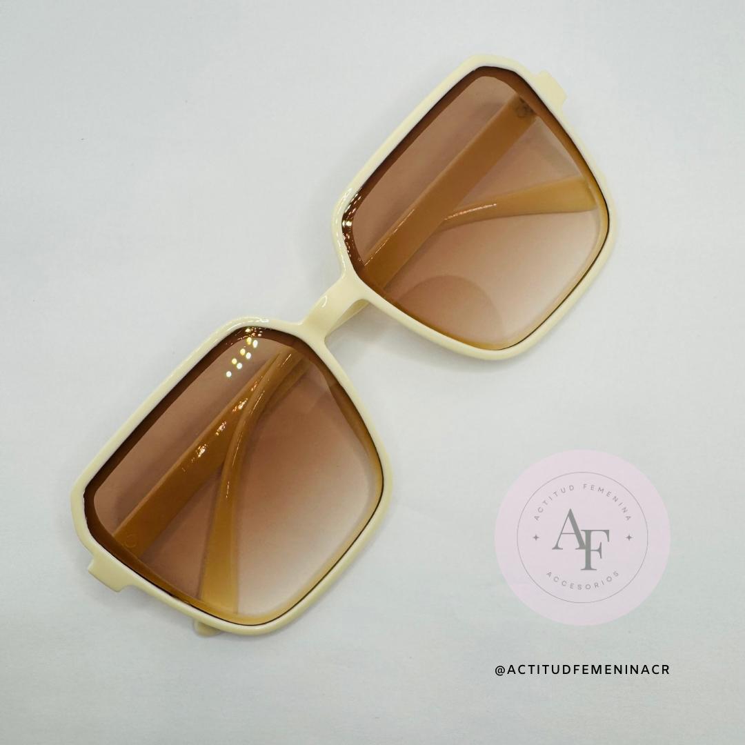 Lentes (Disponible en tres colores)