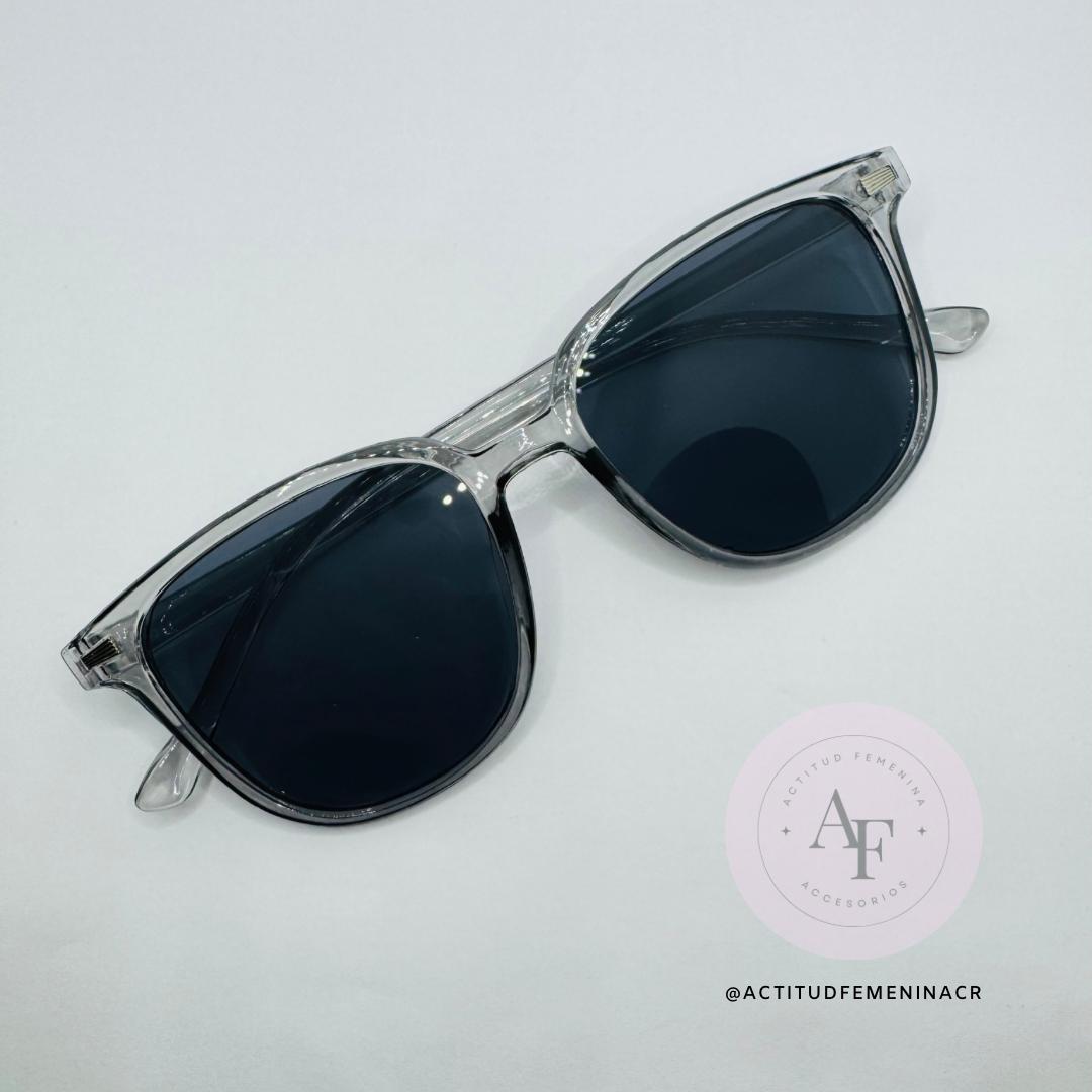 Lentes (Disponible en dos colores)