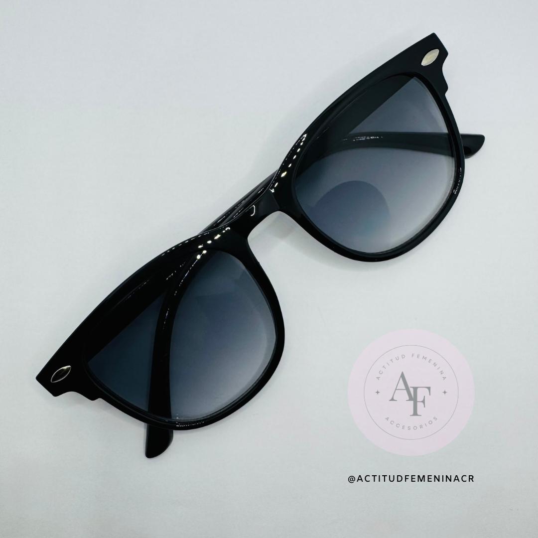 Lentes (Disponible en cuatro colores)