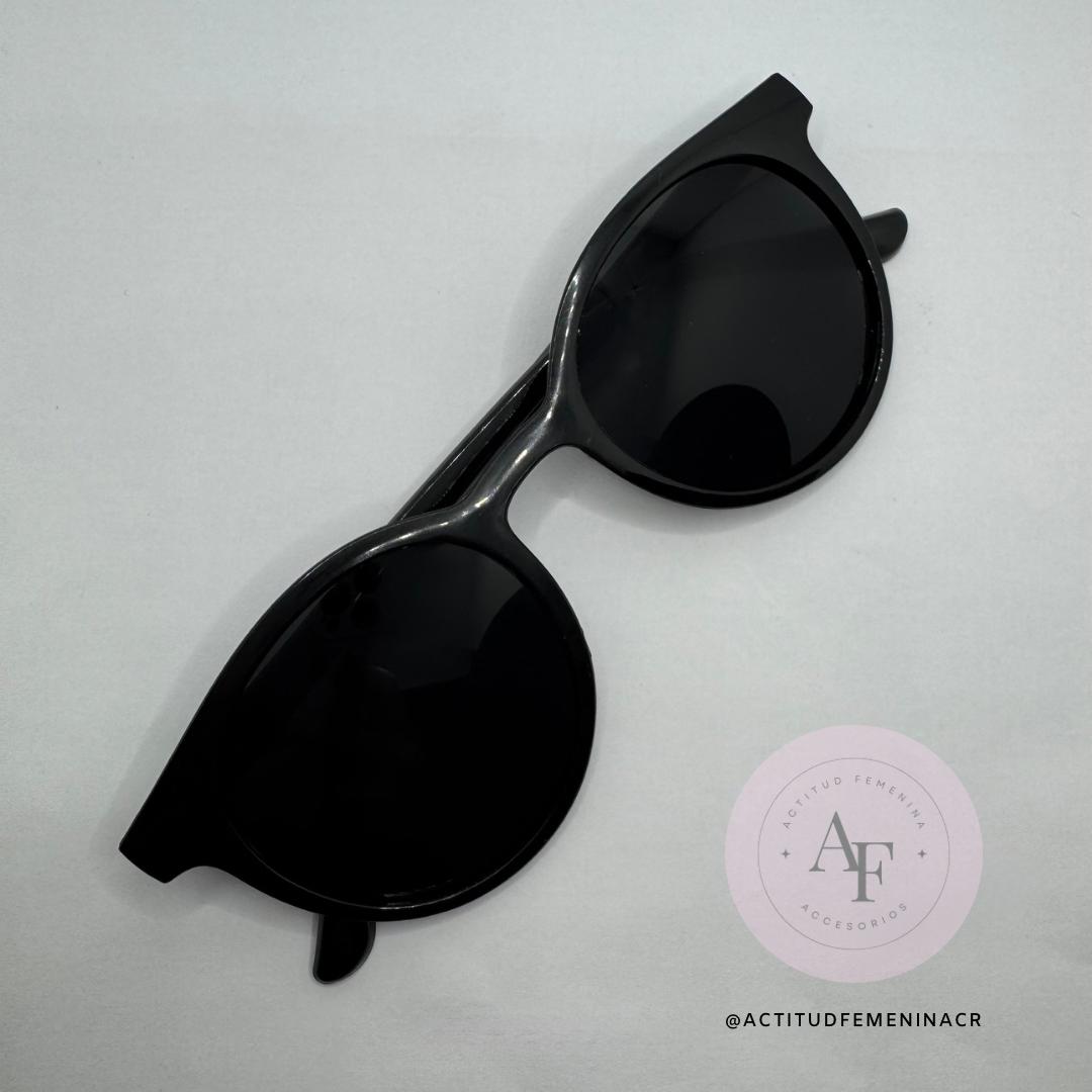 Lentes (Disponible en tres colores)