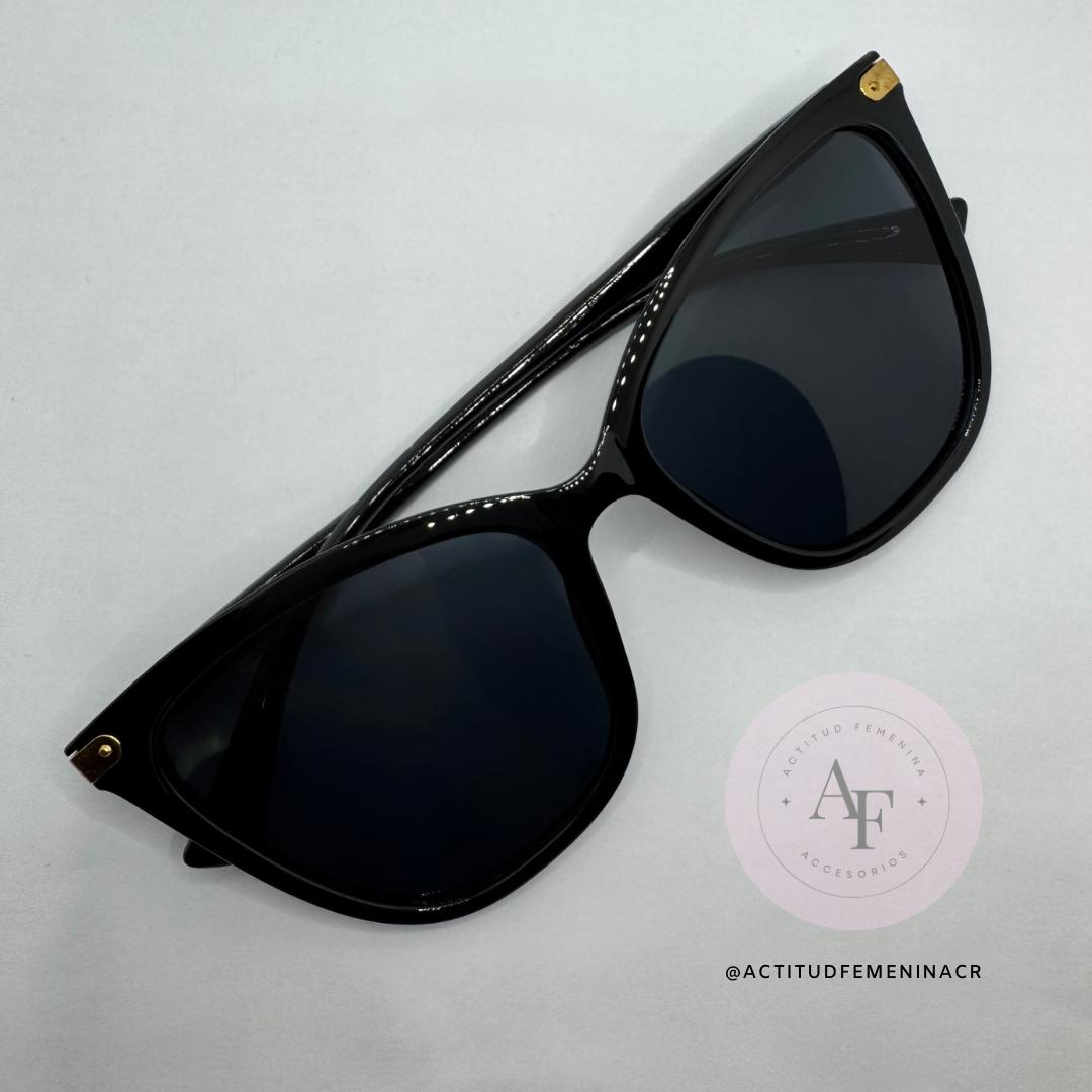 Lentes (Disponible en tres colores)