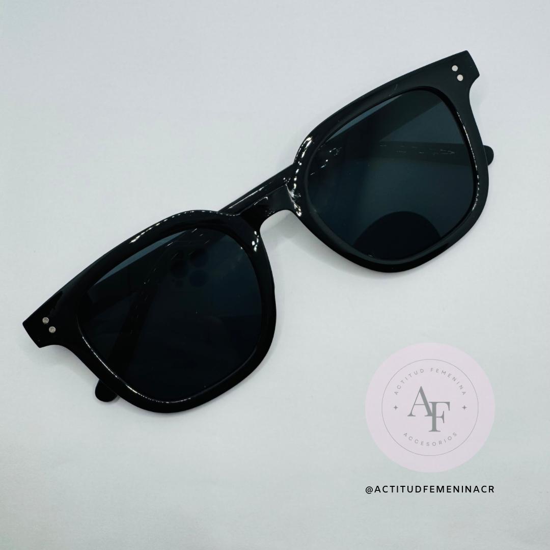 Lentes (Disponible en seis colores)