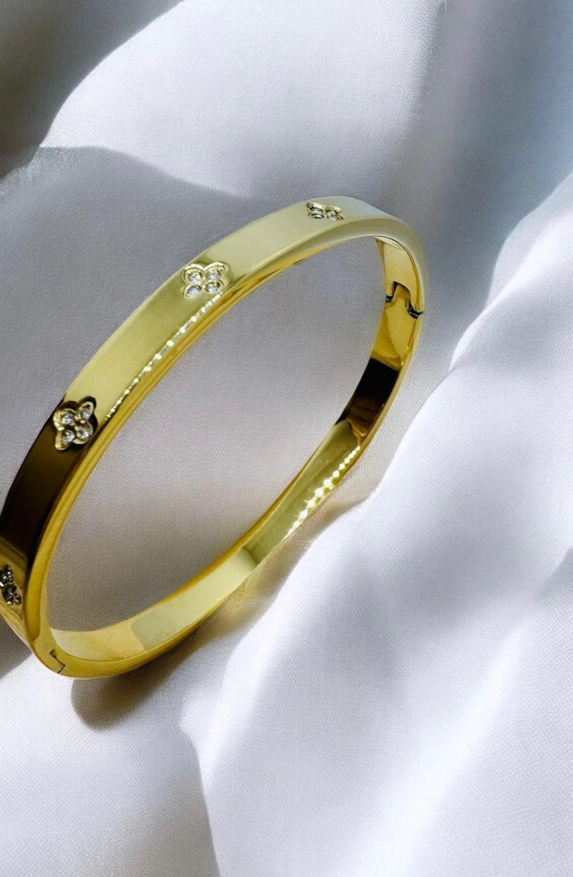 Brazalete baño en oro