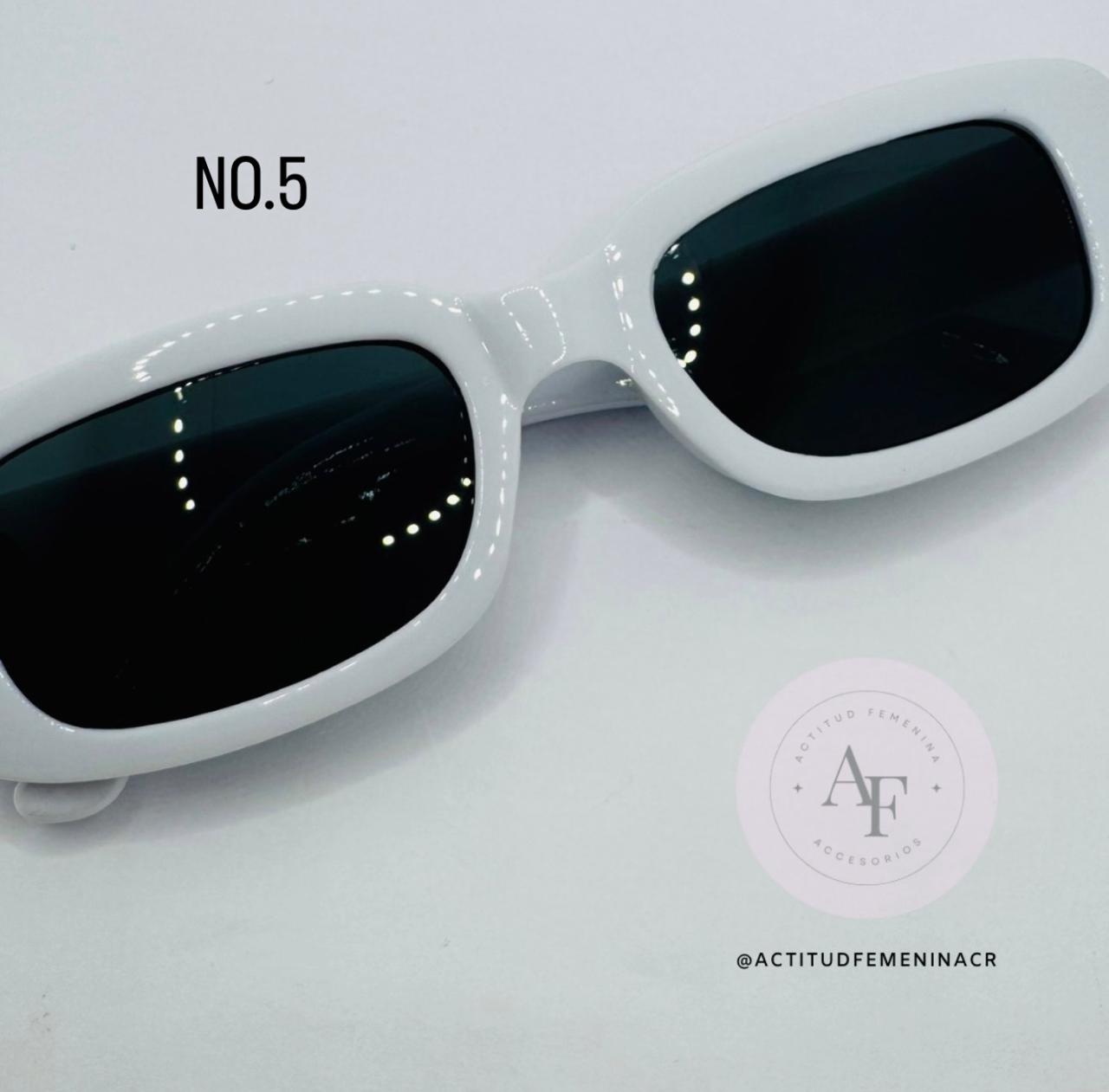 Lentes (Disponible en seis colores)