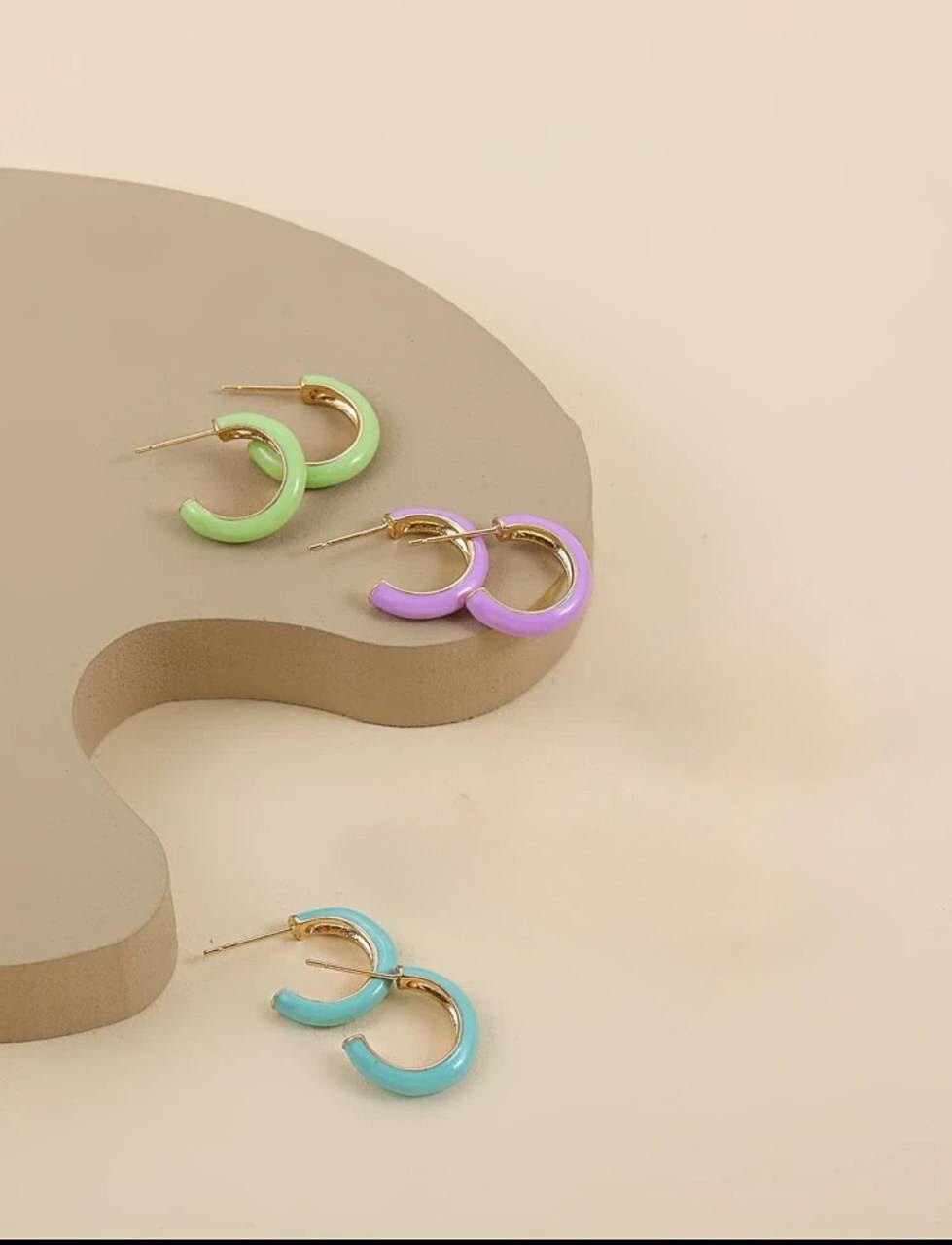 Aretes
