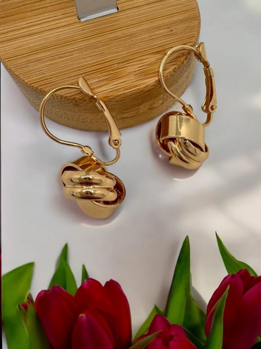 Aretes