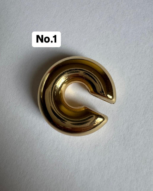 Ear cuff